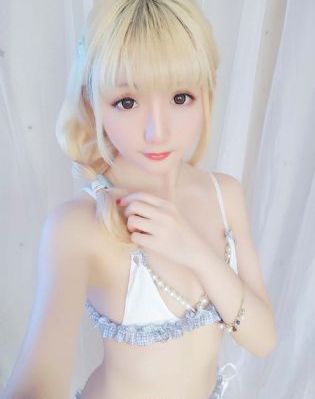 青山知可子电影