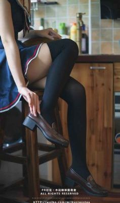 凯茜 顺从的女孩