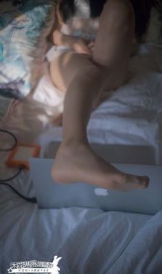 欧美电影《性呻吟》未删减版