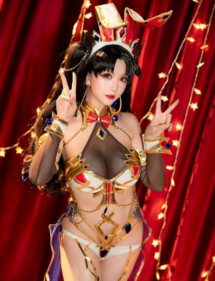 不扣钮的女孩