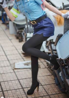 加勒比女海盗在线观看