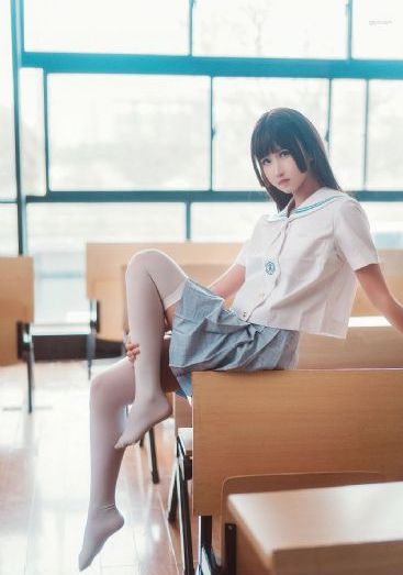 《四位少妇按摩记》完整版