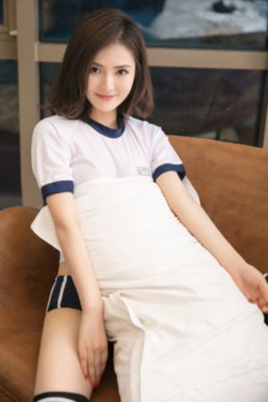三攻一受4p肉调教太子视频